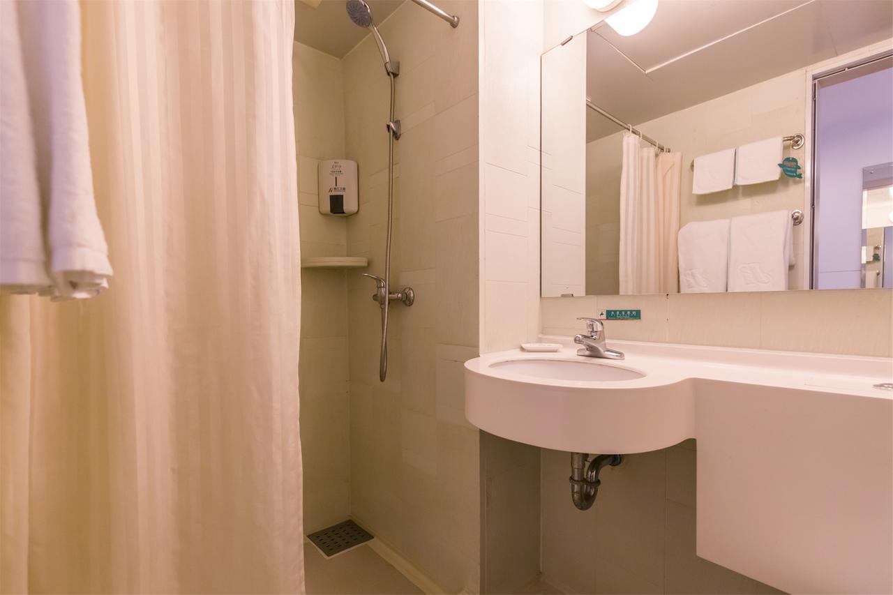 Jinjiang Inn Changchun Hongqi Street Экстерьер фото
